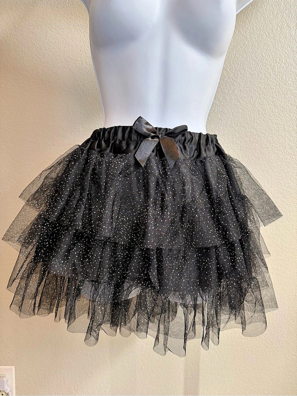 HOT TOPIC Black Glitter Tulle Tiered Mini Skirt Petticoat Tutu Halloween OS